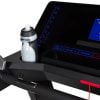 Flow Fitness loopband T3i kan tot een gewicht van 200 kg. Ingezoomd waterbutton