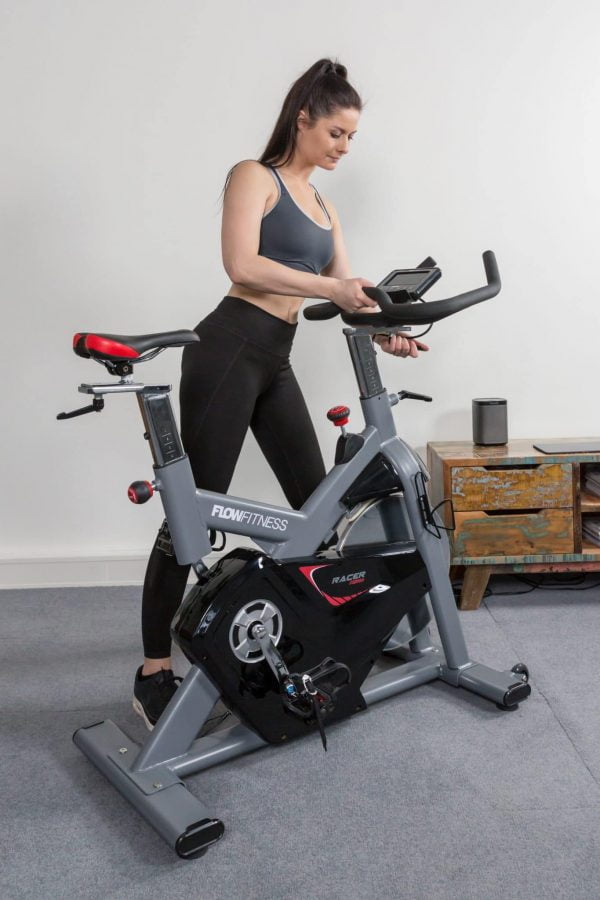 Flow Fitness Racer DSB600i spinning fiets instellen