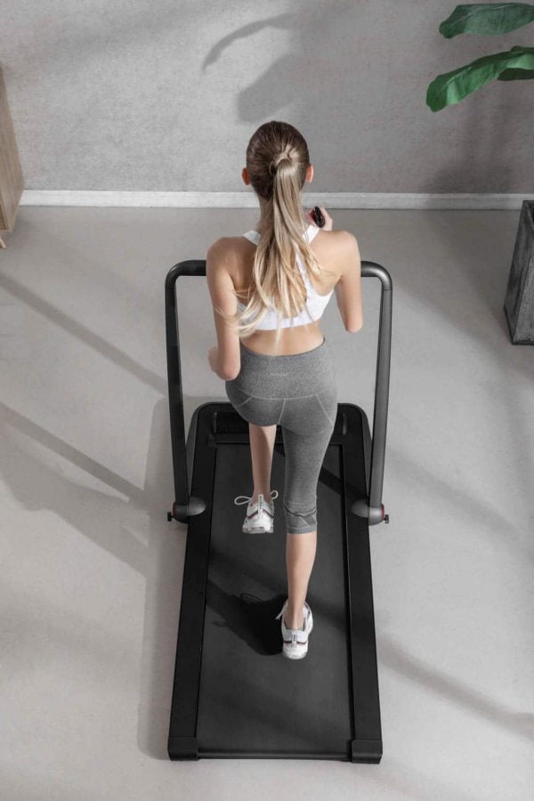 Flow Fitness nieuwste Loopband DTM200i met 2 loopmogelijkheden eenvoudig hardlopen