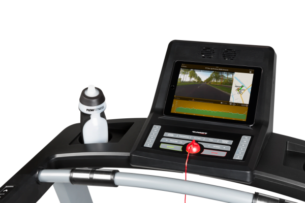 Runner DTM2000i van het merk Flow Fitness met snelheid tot 18 km per uur kinomap voor programma's