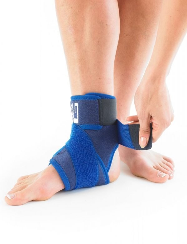 Neo G universele enkelbrace voor sport, werk en revalidatie met klittenband