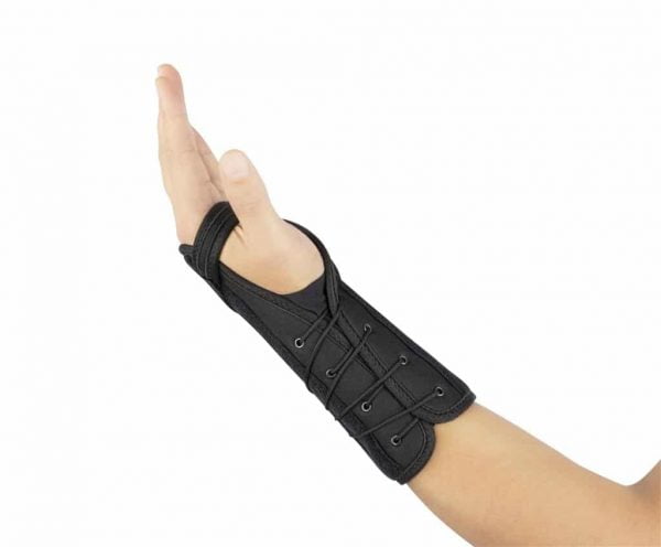 Polsbrace GM008 in de kleur zwart