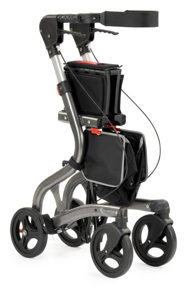 Trollimaster RG70 met gedraaide handvatten voor extra ondersteuning ingeklapt