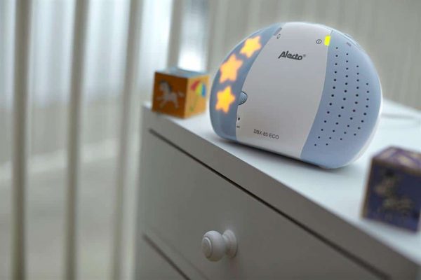 Alecto babyfoon DBX-85 op commode Eco met terugspreekfunctie