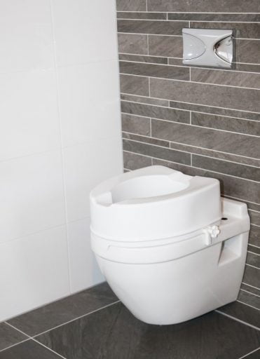 toiletverhoger_atlantis_thuiszorgwinkel.nl_15cm_zonder_deksel_pr50926_2 toiletverhoger zonder deksel merk atlantis 15 cm hoog op toilet