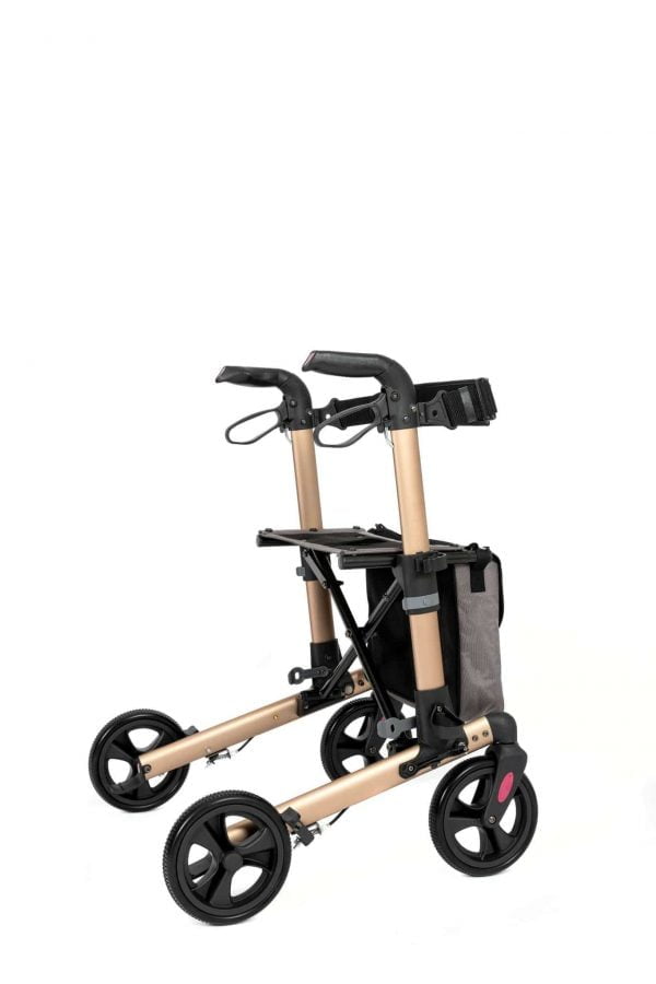 Track 4.0 merk wheelz-ahead lichtgewicht rollator dubbel inklapbaar kleur champagne zijkant schuin
