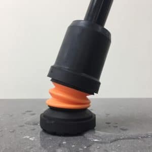 Flexyfoot dop voor wandelstok voor meer grip tijdens wandelen in kleur zwart met flexibiliteit aan onderzijde