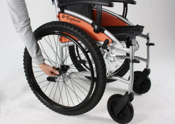 Rolstoel G-Explorer met luchtbanden voor ruw terrein met quick release wielen