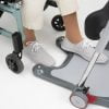 Molift Raiser-Pro van het merk Etac voor eenvoudig van rolstoel naar bed en vice versa
