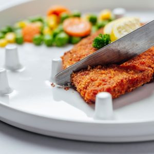 Bord van Frau Kettner is om zelfstandig te eten