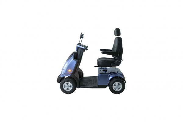 Breezy C4 Plus scootmobiel in de kleur blauw bezien van linkerzijde