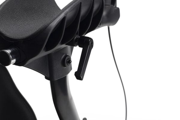 Goliat Atro rollator met armschalen voor gewicht tot 200 kg in de kleur zilver met in hoogte verstelbare handvatten