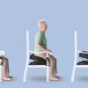 UpEasy elektrische opsta-hulp voor zonder inspanning opstaan. Dit is een voorbeeld