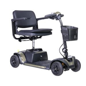 Scootmobiel Xena 4 die makkelijk uit elkaar te halen is en slechts 48 kg weegt.