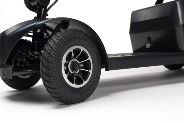 Nieuw bij Vermeiren de scootmobiel Air One+ met luchtbanden