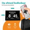 Deze dementieklok is speciaal ontworpen om in één oogopslag belangrijke informatie weer te geven, zoals de tijd, de dag, welk dagdeel het is en de datum.