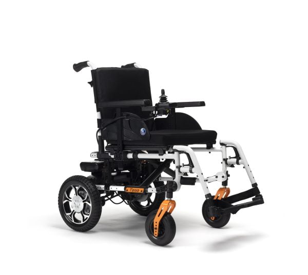 elektrische rolstoel Verso met afneembare accu zodat zeer licht om mee te nemen. Verkrijgbaar in diverse kleuren en afgestemd op uw wensen.