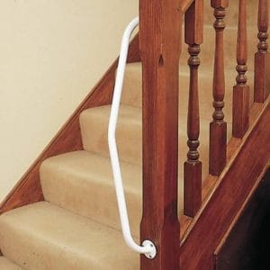 Handgreep van het merk Aidapt is geschikt voor een trap zodat u deze aan voor en zijzijde kunt bevestigen.
