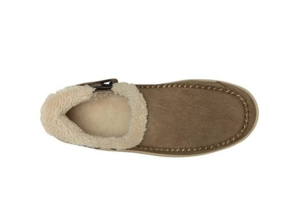 Bovenzijde van bruine Lorin mocassin.